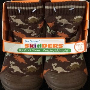 The original Skidders skidproof Dinoshoes for kids